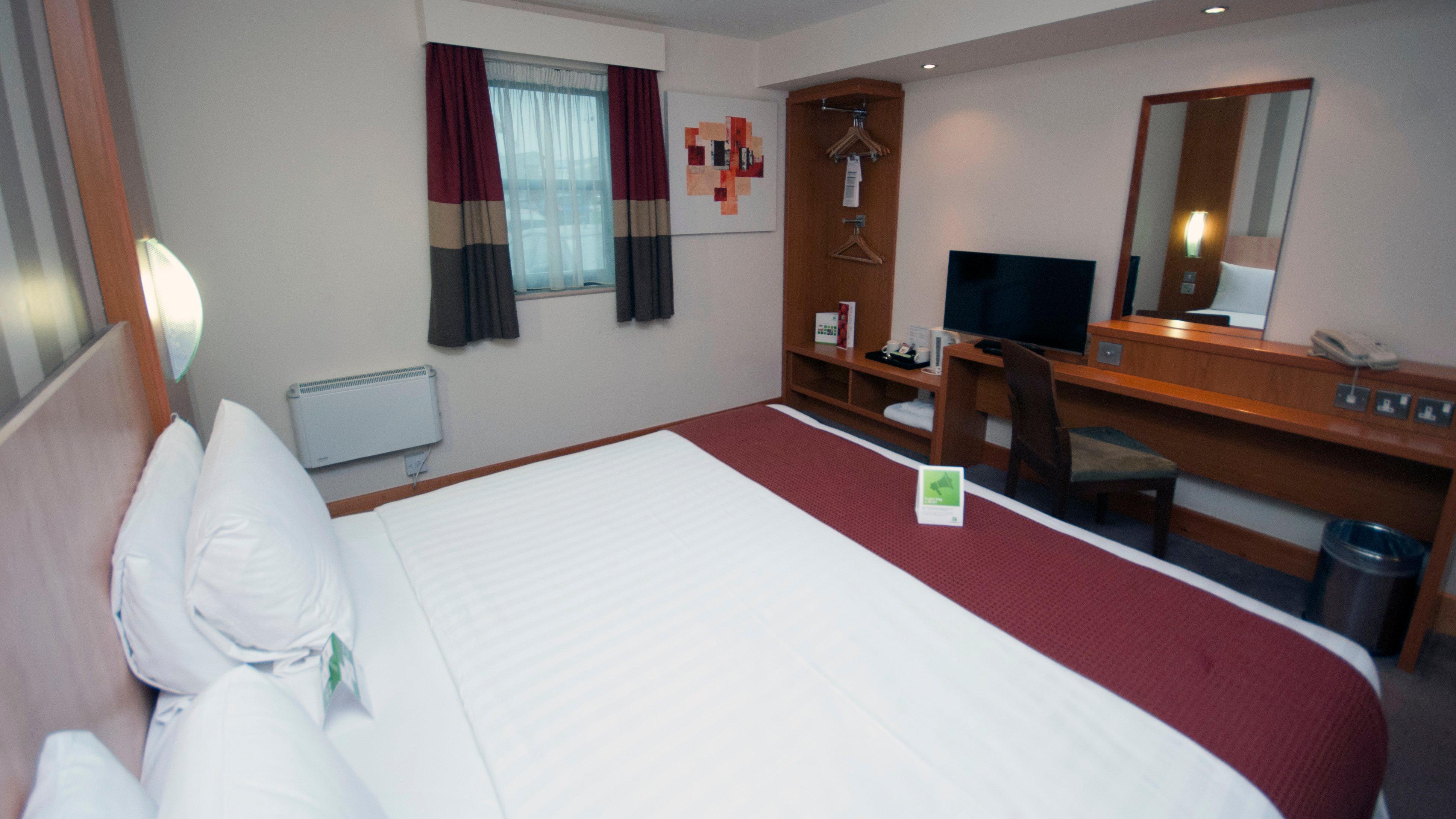 Holiday Inn Manchester - Central Park, An Ihg Hotel Ngoại thất bức ảnh